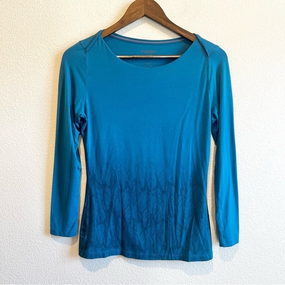 Mammut Tops - Mammut Alnasca Longsleeve Shirt Women's Size small Blue Baselayer Outdoor